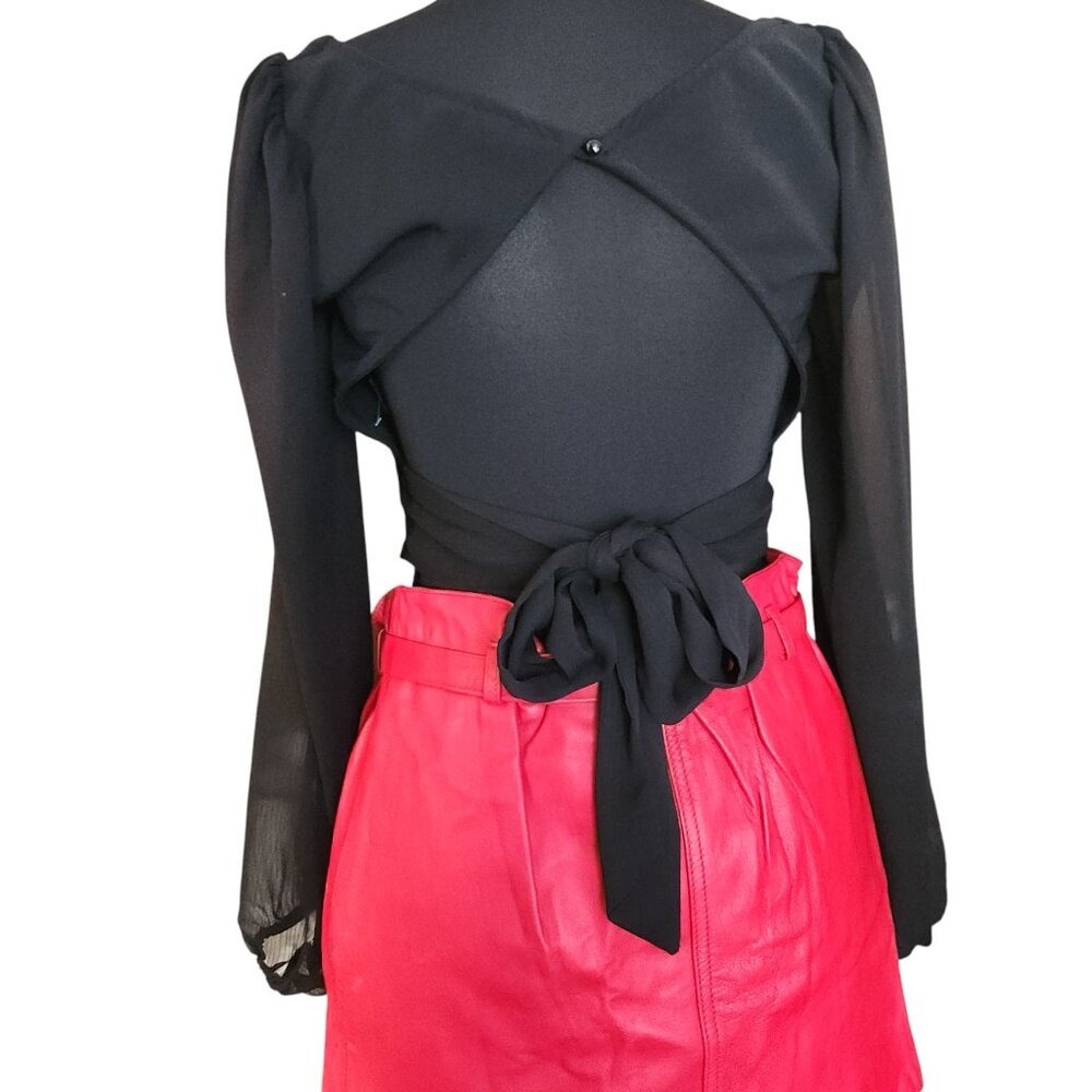 Lulus Black Sweetheart Crop Top Sheer Long Sleeve Open Back Tie XS Small NWOT - Picture 4 of 6